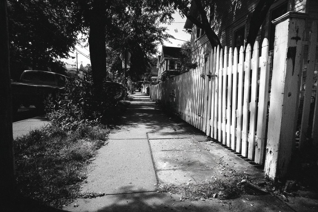 Canon Ae 1   Kodak Tri X 400 28mm F4 Iso 400 1320s Coarse Une